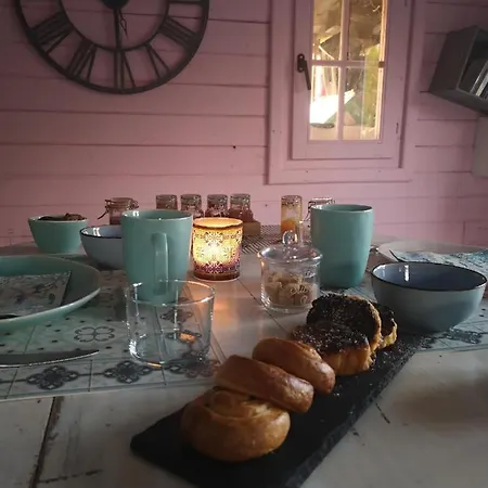 Bed & Breakfast Auxptitsbonheurs *
